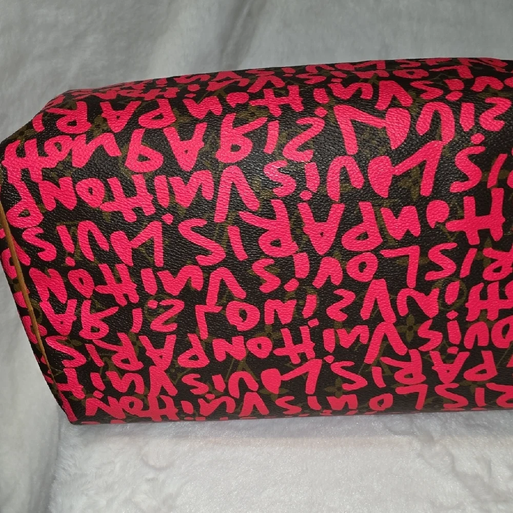 Louis VUITTON GRAFFITI SPEEDY 30 - Picture 7 of 15